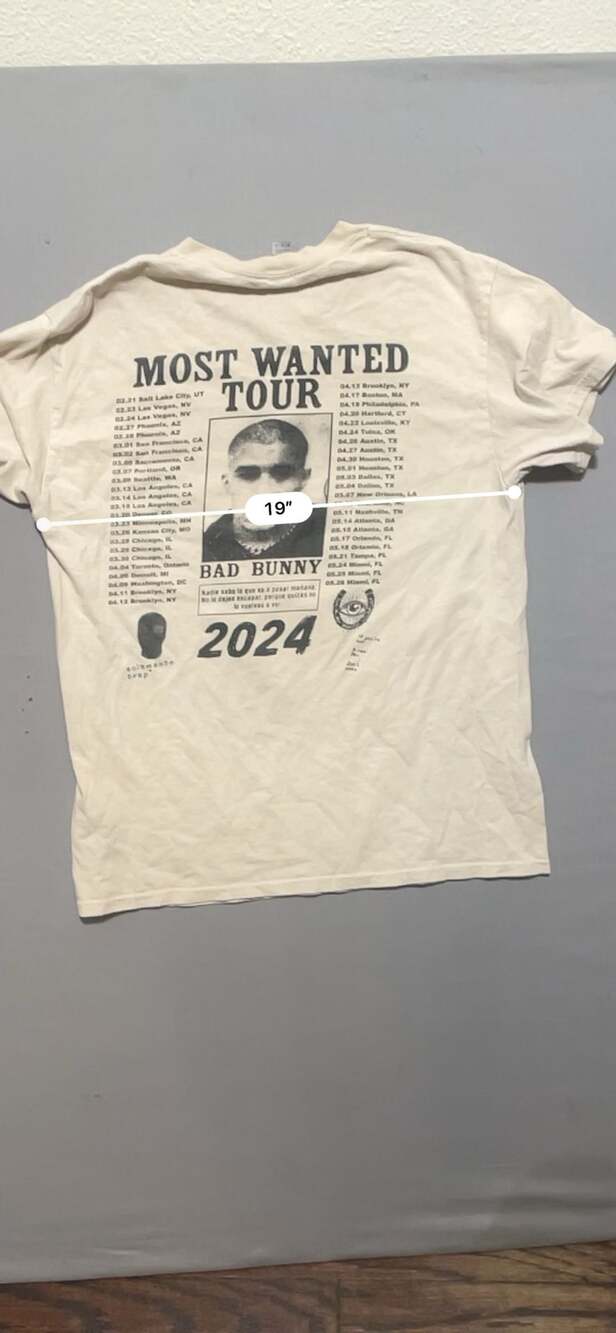 Bad Bunny Most Wanted Tour 2024 Concert Merch T-Shirt Cream Beige Size Medium - Picture 5 of 6
